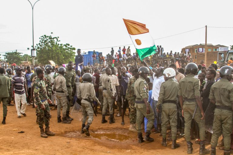 SIGUE LA GUERRA AFRICANA:TERRORISTAS ASESINAN A MILITARES EN NIGER