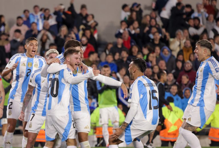 ARGENTINA GANÓ, GUSTÓ Y GOLEÓ